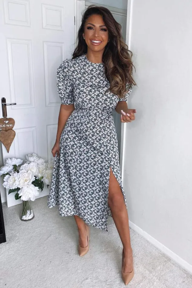 AX Paris Cream Daisy Print Pleat Sleeve Midi Dress Wedding Guest Dresses