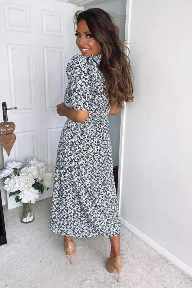 AX Paris Cream Daisy Print Pleat Sleeve Midi Dress Wedding Guest Dresses