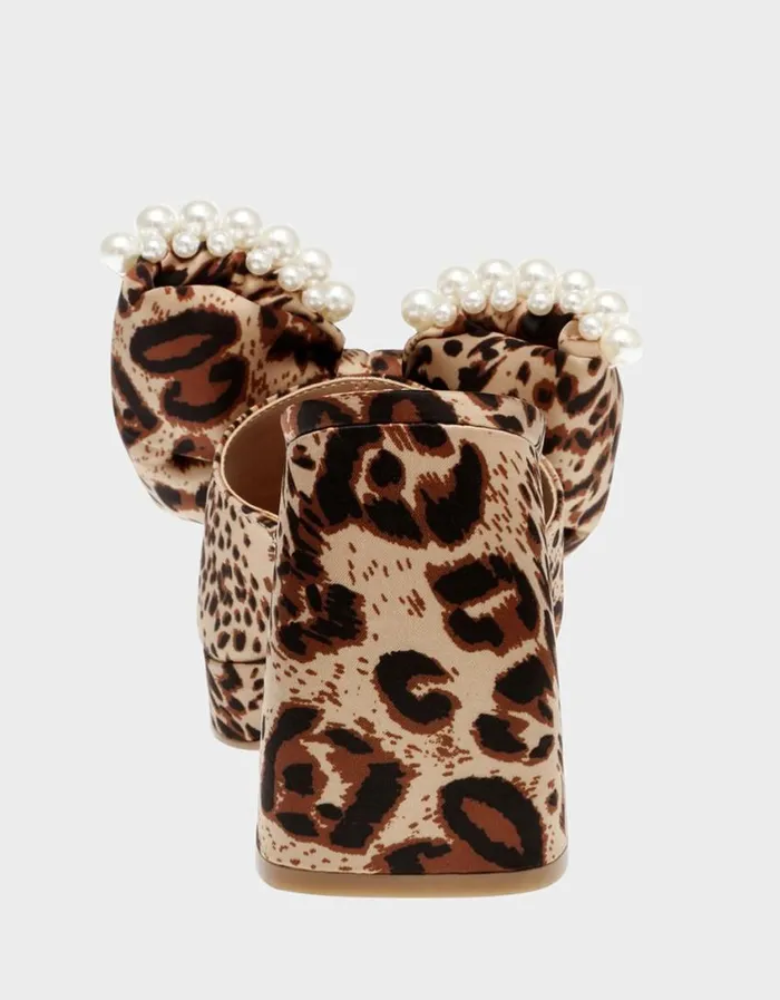 Betsey Johnson Women MACCIE LEOPARD Leopard