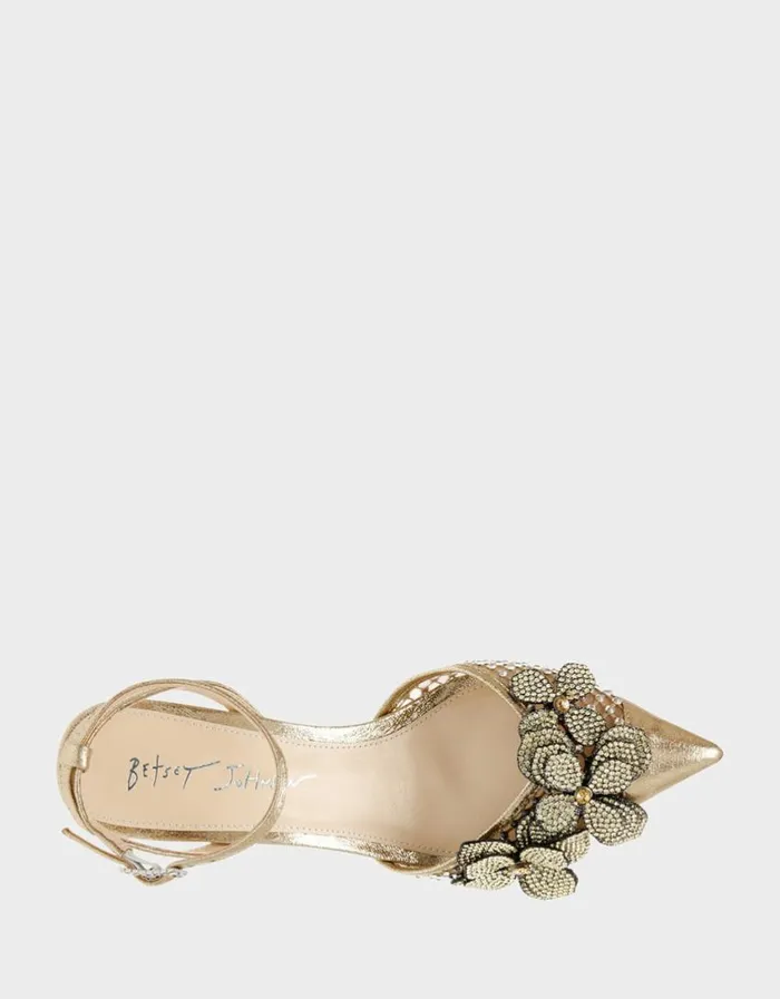 Betsey Johnson Women SOFYA GOLD Gold