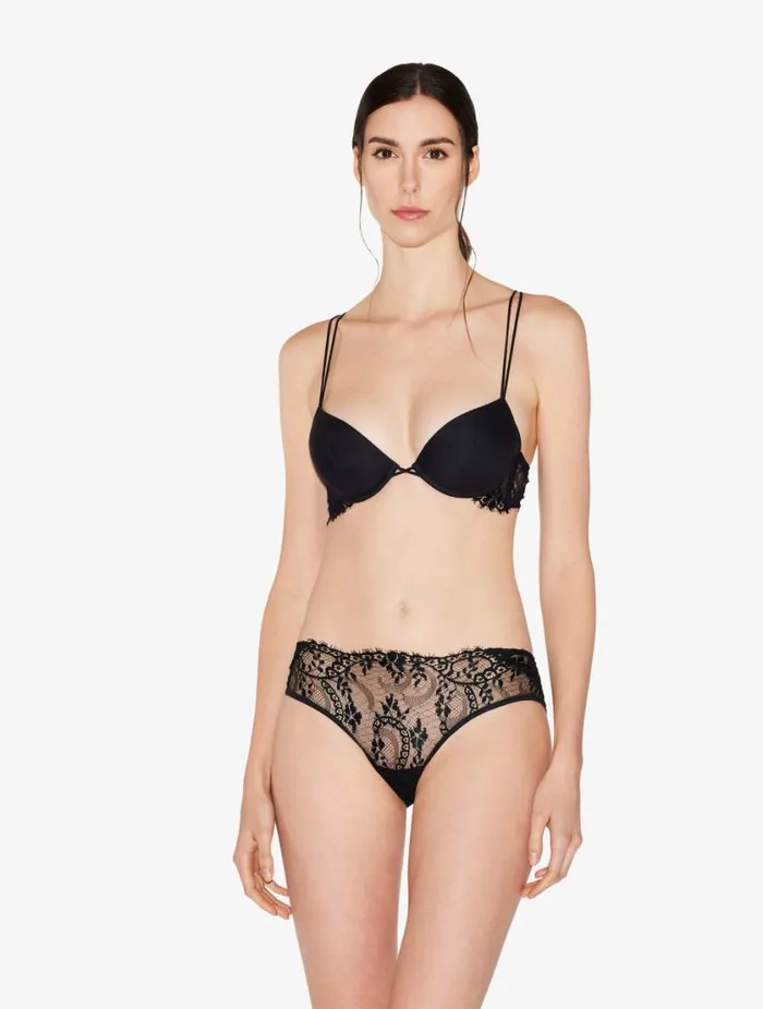 Black Padded Pushup Bra With Leavers Lace Trim Lingerie La Perla Padded