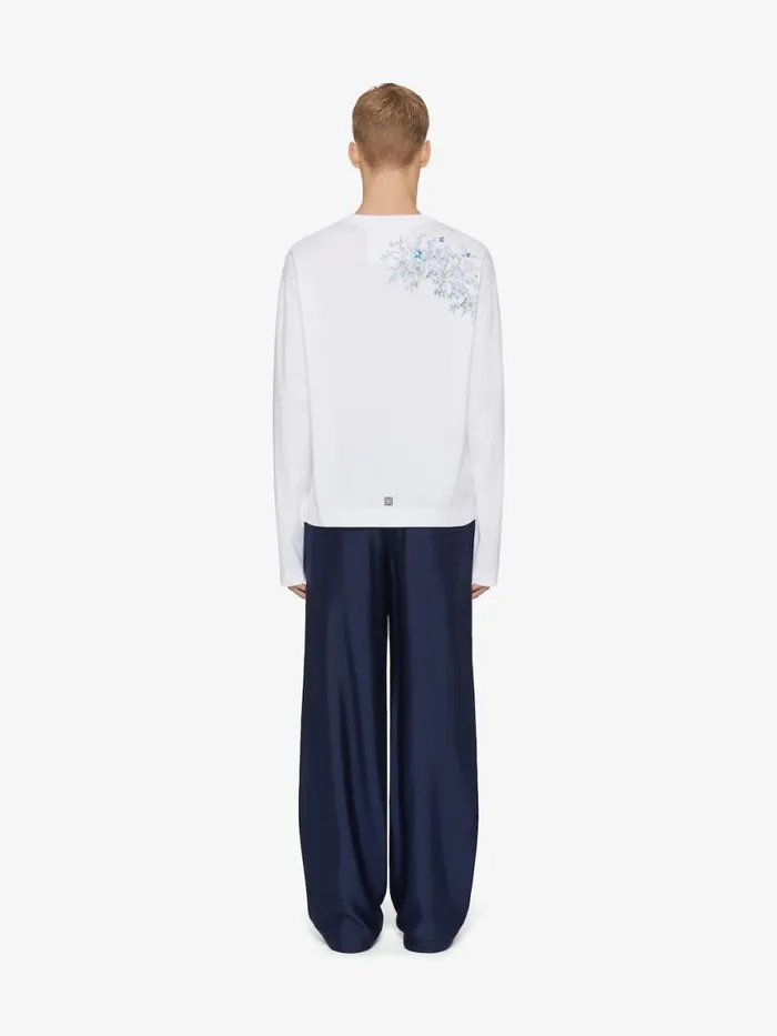 Boxy Fit TShirt In Cotton Flowers White Men Givenchy TShirts