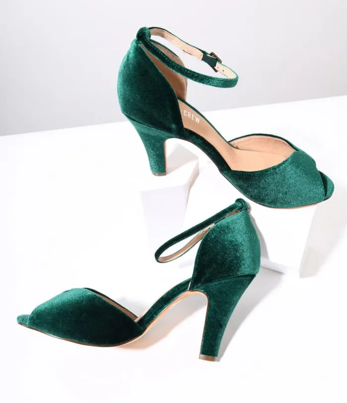 Chelsea Crew Green Velvet Lola Pumps Shoes Unique Vintage Heels