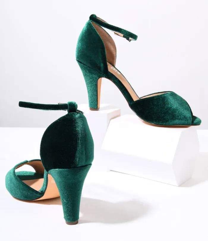Chelsea Crew Green Velvet Lola Pumps Shoes Unique Vintage Heels