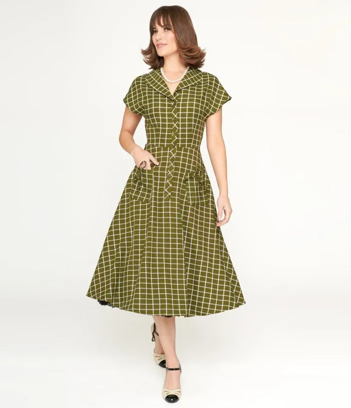 Collectif Green and White Checked Liza Acres Swing Dress Dresses Unique Vintage Pocket Dresses Collectif Green and White Checked Liza Acres Swing Dress Dresses Unique Vintage Pocket Dresses