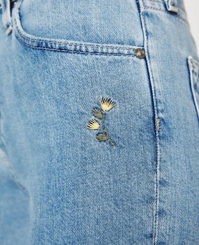 ExBoyfriend Slim Eb Super Bloom Flower Child Women AG Jeans Denim