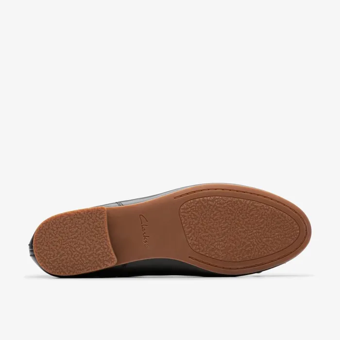 Fawna Lily Black Leather Women Clarks Flats
