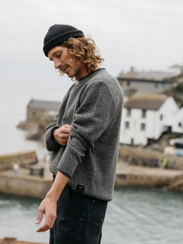 Finisterre Knitwear Men Barents Sweater Grey Marl