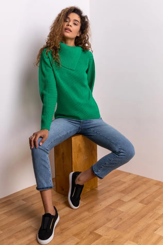 Green Textured Knit Split Neck Jumper Women Roman Knitwear