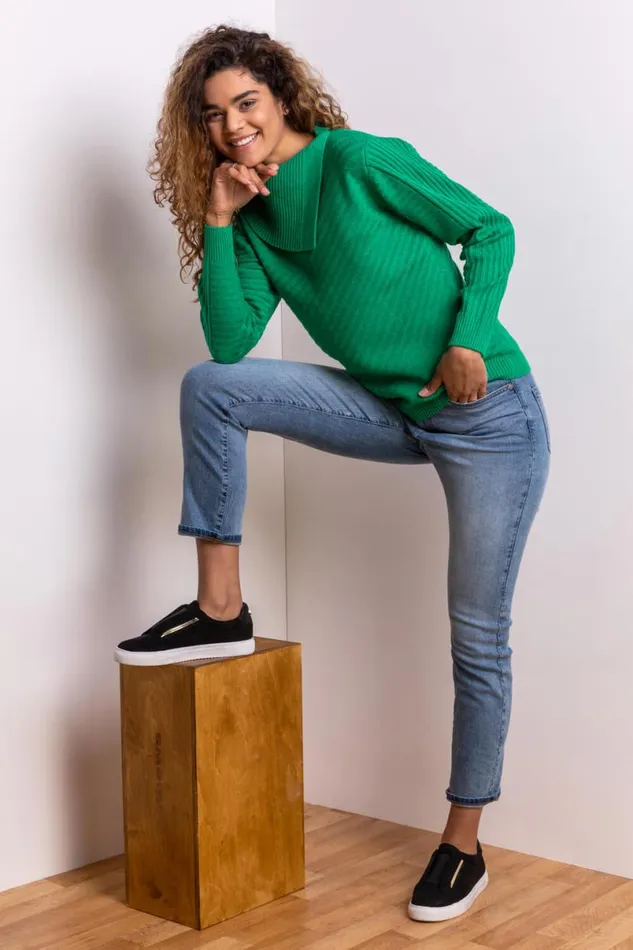 Green Textured Knit Split Neck Jumper Women Roman Knitwear
