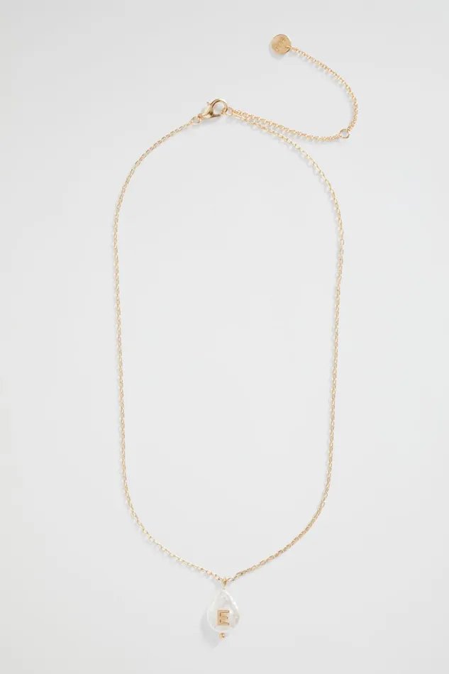 Jewellery Woman Seed Heritage Pearl Alphabet Necklace E