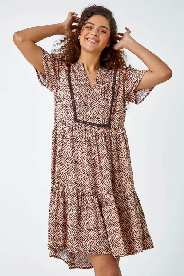 Light Pink Zig Zag Lace Trim Smock Dress Women Roman Dresses