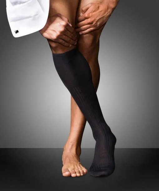 Men No 7 Finest Merino Men Kneehigh Socks Black FALKE By Material