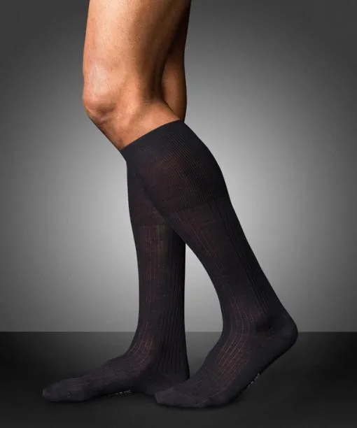 Men No 7 Finest Merino Men Kneehigh Socks Black FALKE By Material