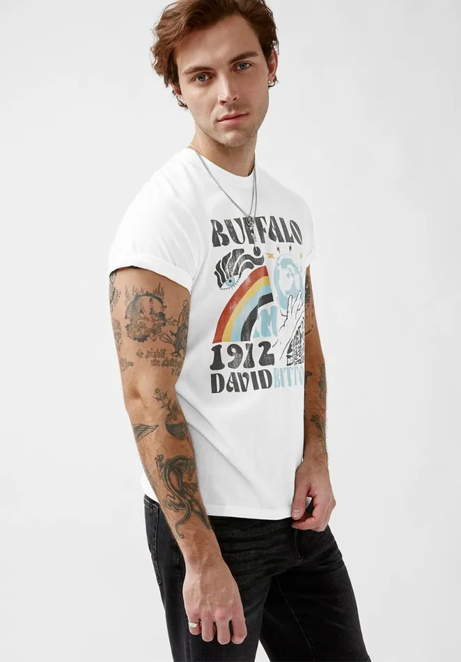 Men Tawen White ShortSleeve Mens TShirt White Buffalo David Bitton Tops and Tees