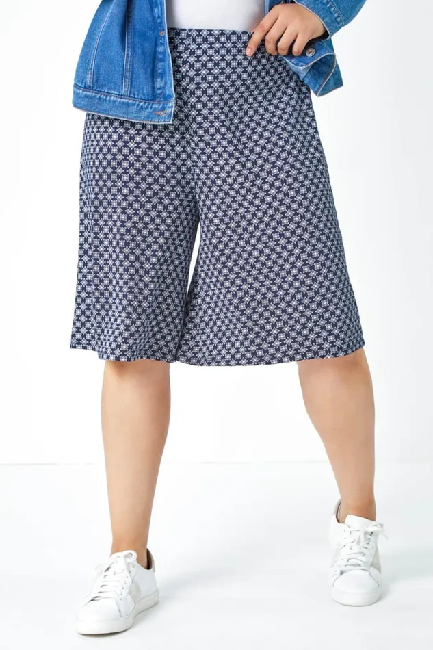 Navy Curve Geometric Elastic Waist Stretch Shorts Women Roman Shorts