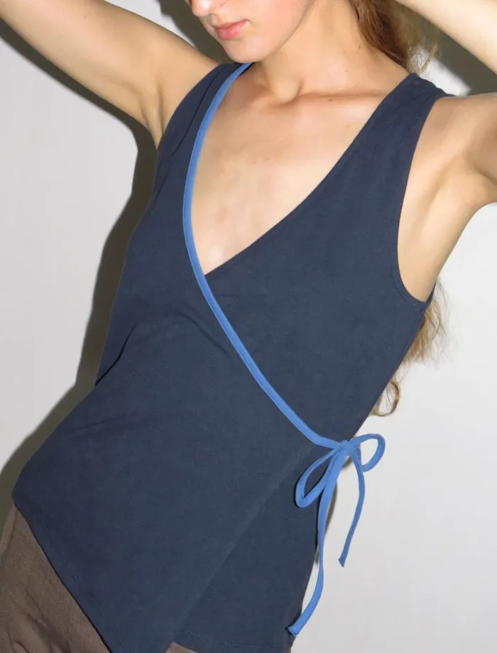 No 2104 Ima Navy Women Paloma Wool Tops