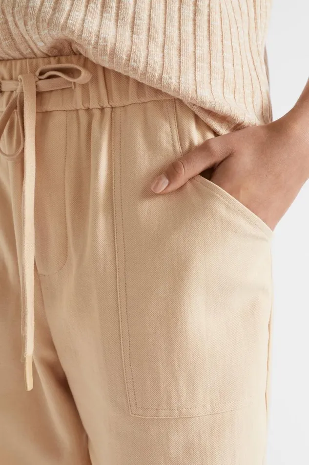 Pants Woman Seed Heritage Casual Tapered Leg Pant Soft Wheat