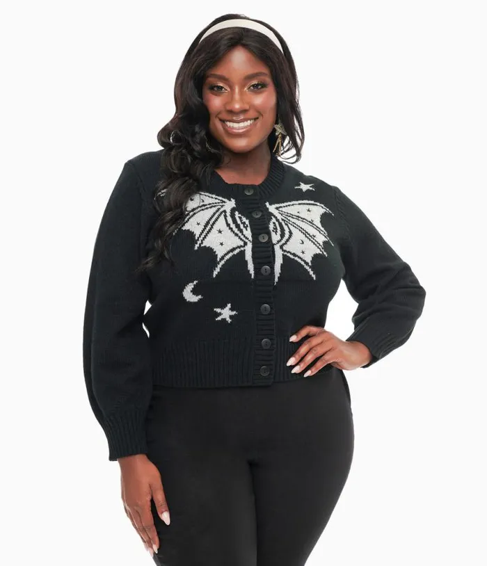 Plus Size 1950s Black and Silver Bat Cropped Cardigan ClothingHalloween Unique Vintage Sweaters and Cardigans Plus Size 1950s Black and Silver Bat Cropped Cardigan ClothingHalloween Unique Vintage Sweaters and Cardigans