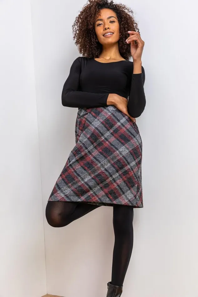 Red Check Print Textured Elastic Waist Skirt Women Roman Skirts