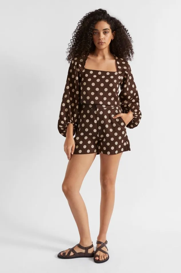 Resort Woman Seed Heritage Linen Spot Short Deep Raisin Spot