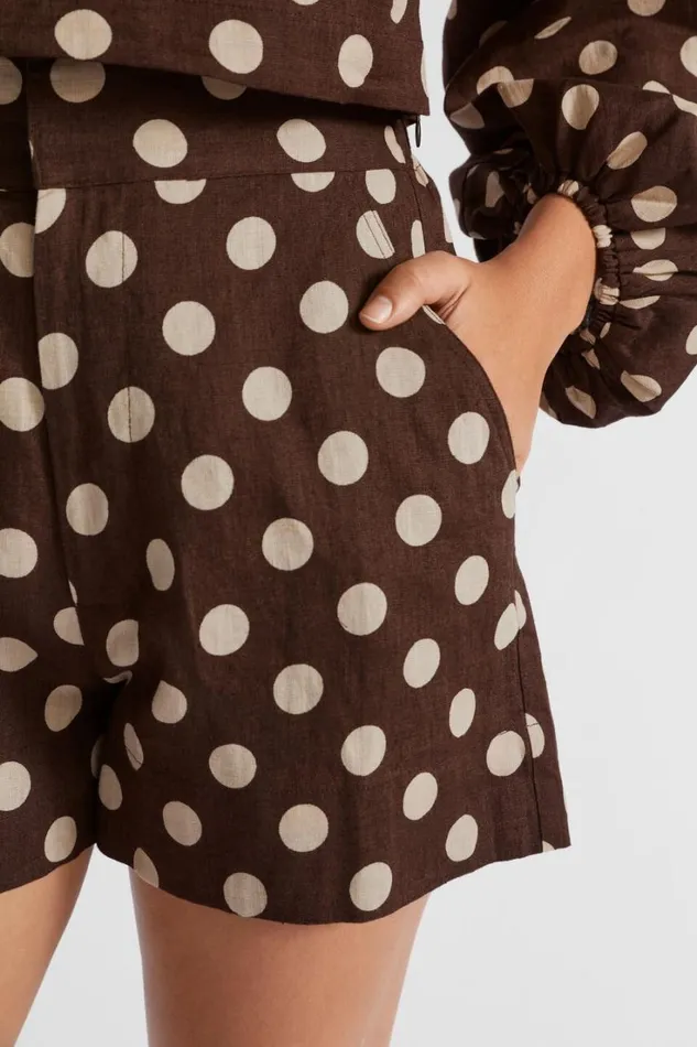 Resort Woman Seed Heritage Linen Spot Short Deep Raisin Spot