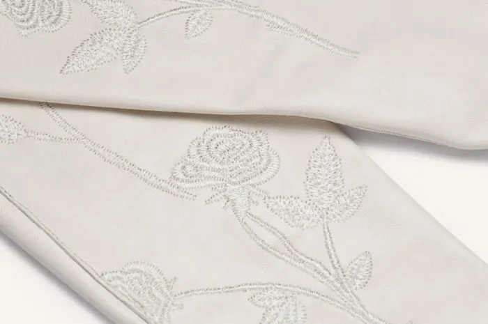 Shop Magda Butrym Accessories Leather Gloves In Cream Flower Embroidery Shop Magda Butrym Accessories Leather Gloves In Cream Flower Embroidery