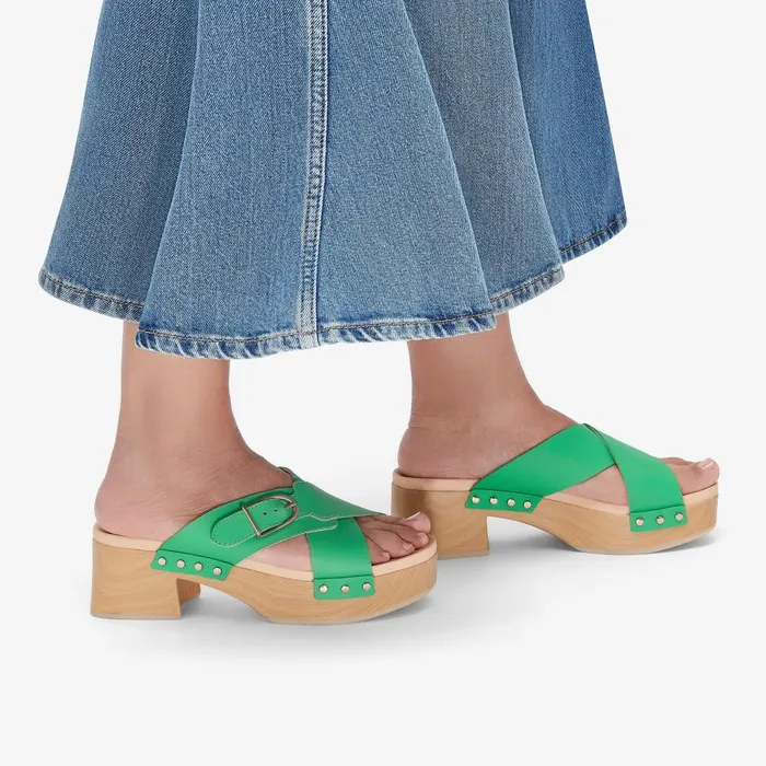 Sivanne Walk Green Leather Women Clarks Clogs and Mules