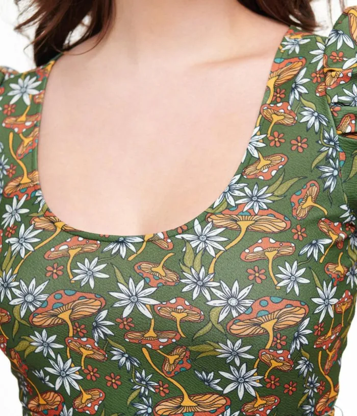 Smak Parlour 1960s Green and Orange Mushroom Group Chat Flare Dress Dresses Unique Vintage Pocket Dresses