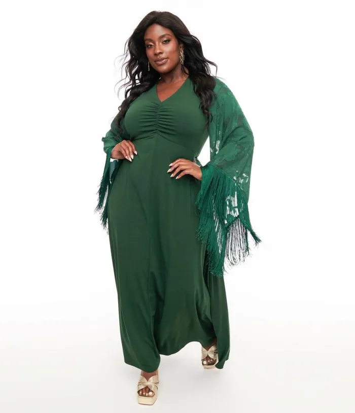 Smak Parlour Plus Size 1970s Green Fringe Sleeve Maxi Dress Dresses Unique Vintage Maxi Smak Parlour Plus Size 1970s Green Fringe Sleeve Maxi Dress Dresses Unique Vintage Maxi