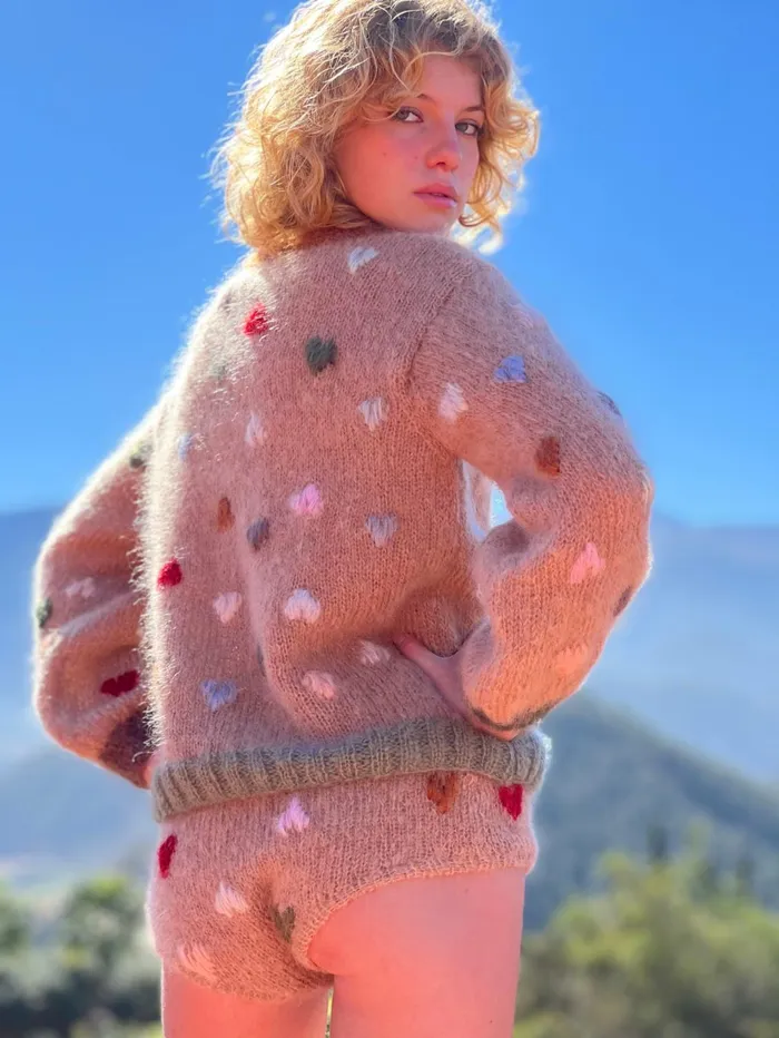 Sweaters Women Rose Carmine SWEATER MON AMOUR BEIGE