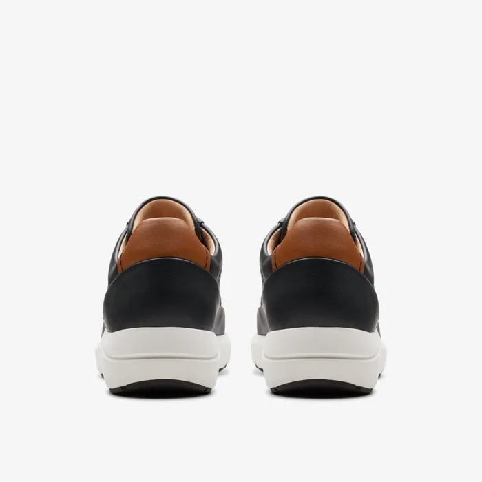 TIVOLI GRACE Black Leather Women Clarks Sneakers