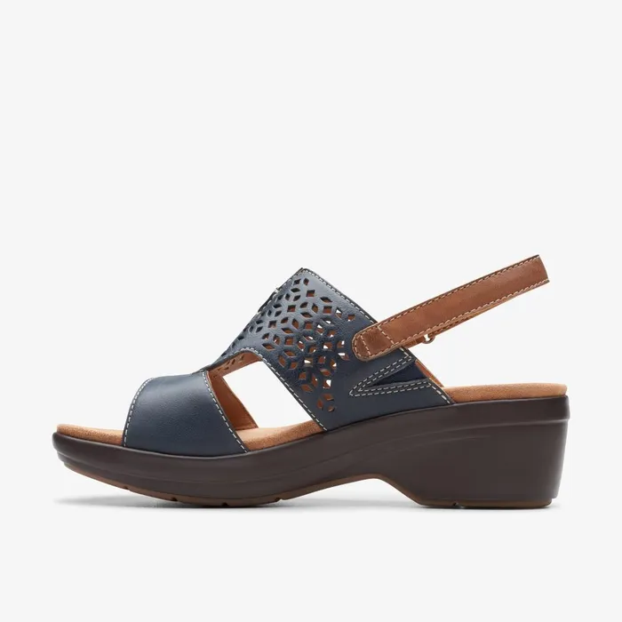 Tuleah Sun Navy Leather Women Clarks Sandals and Flip Flops