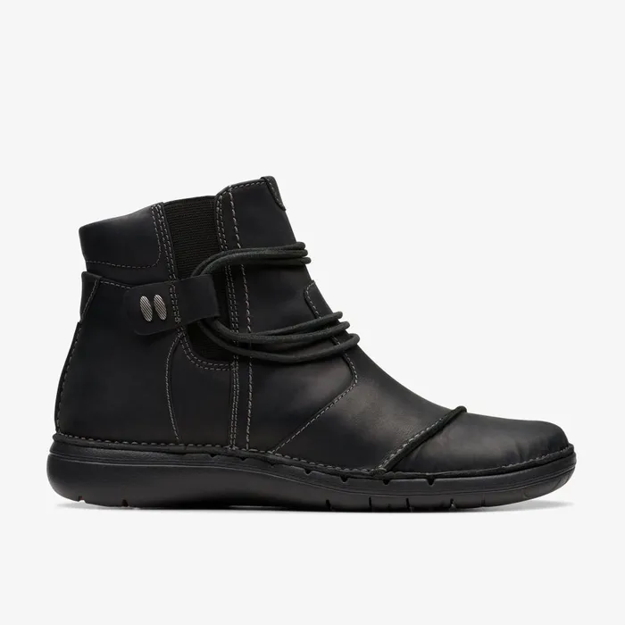 Un Loop Up Black Leather Women Clarks Boots and Booties