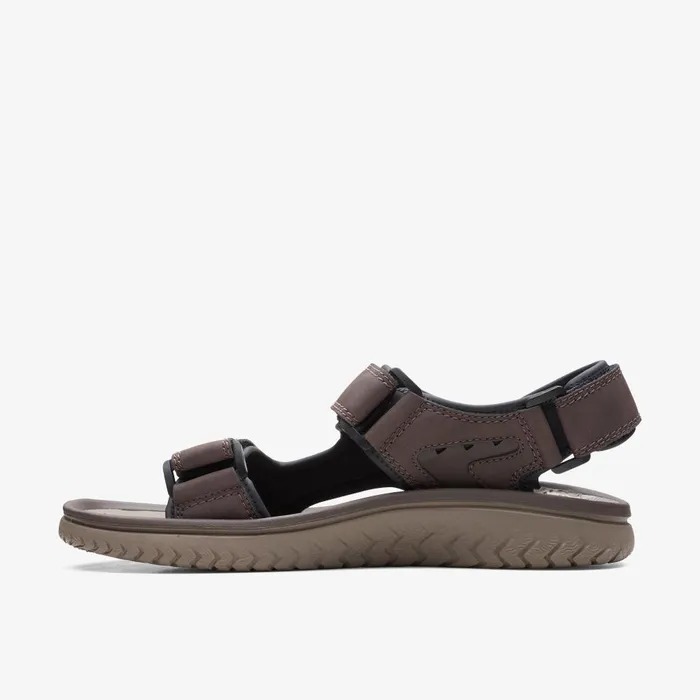 Wesley Bay Brown Men Clarks Sandals and Flip Flops