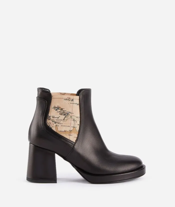 Woman Boots and Booties Alviero Martini Smooth Napa Leather Ankle Boots With Geo Classic Panels Black Woman Boots and Booties Alviero Martini Smooth Napa Leather Ankle Boots With Geo Classic Panels Black