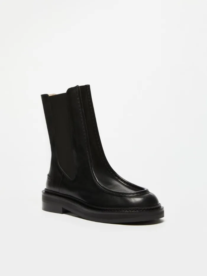 Woman Chelsea Boots Black Maxmara Ankle Boots And Boots