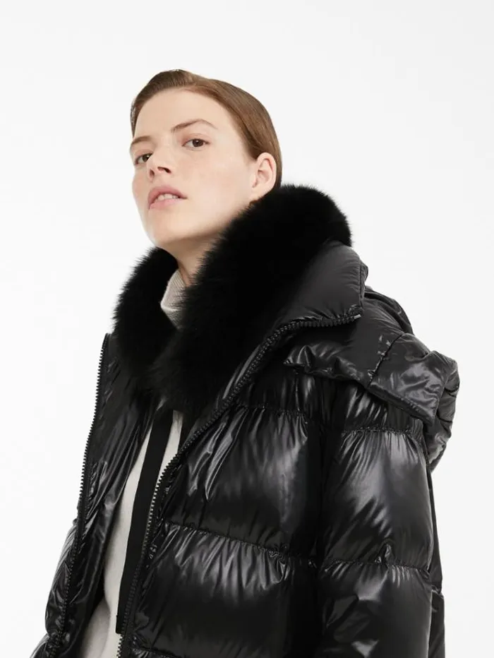 Woman Fox Fur Trimmed Hood Black Maxmara The Cube Accessories Woman Fox Fur Trimmed Hood Black Maxmara The Cube Accessories