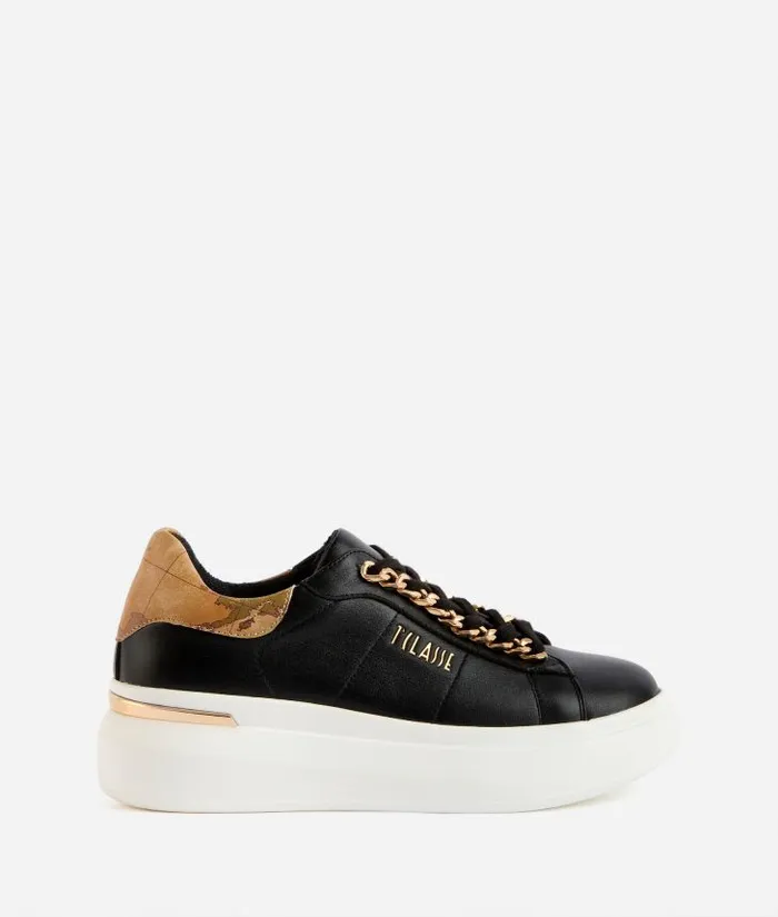 Woman Sneakers Alviero Martini Faux Napa Leather Sneakers With Chain Detail Black Woman Sneakers Alviero Martini Faux Napa Leather Sneakers With Chain Detail Black