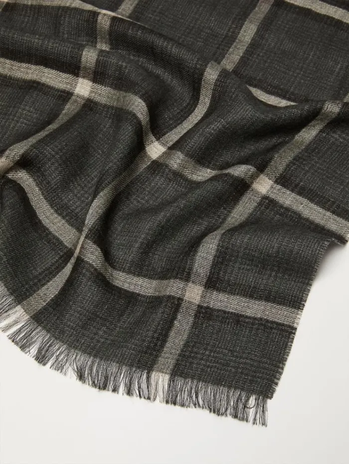 Woman Wool And Silk Stole Dark Grey Maxmara Scarves And Foulards Woman Wool And Silk Stole Dark Grey Maxmara Scarves And Foulards