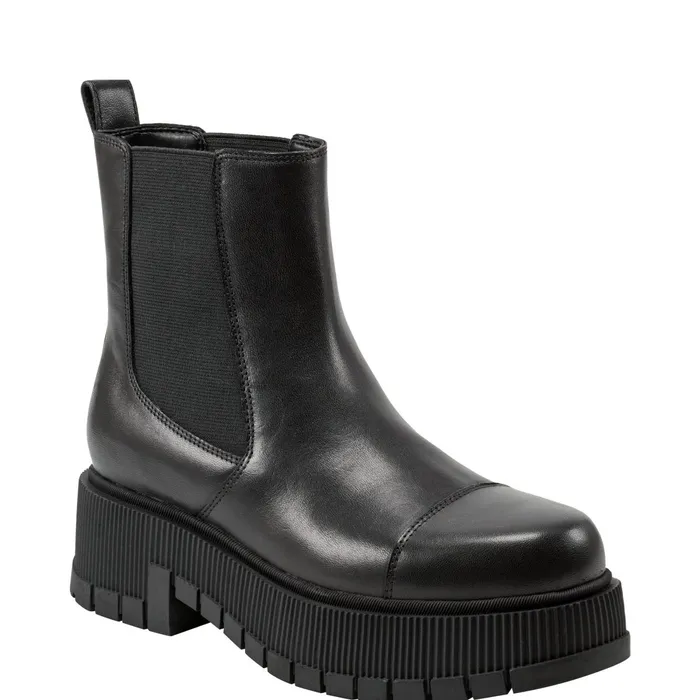 Women Bermida Lug Sole Bootie Black Leather Marc Fisher Boots and Booties