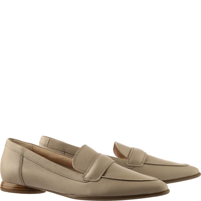 Women Berry Loafers Taupe HGL Loafers
