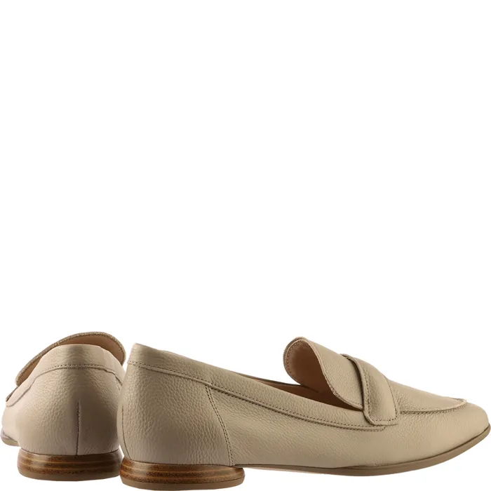 Women Berry Loafers Taupe HGL Loafers