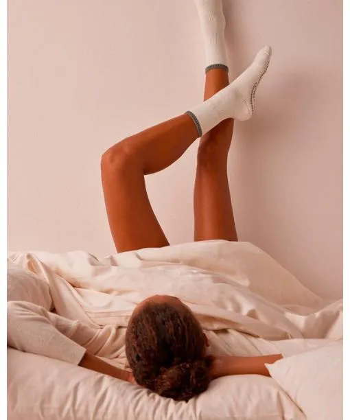 Women Cuddle Pads Women Socks Sakura FALKE Socks