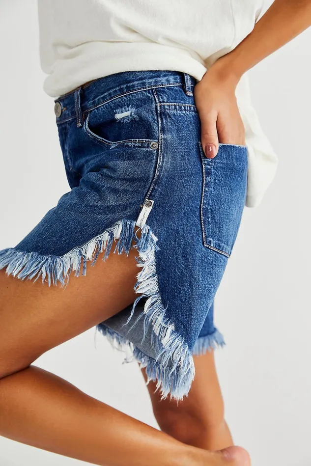 Women Jean Shorts Free People OneTeaspoon Frankies Cut Off Shorts Dakota