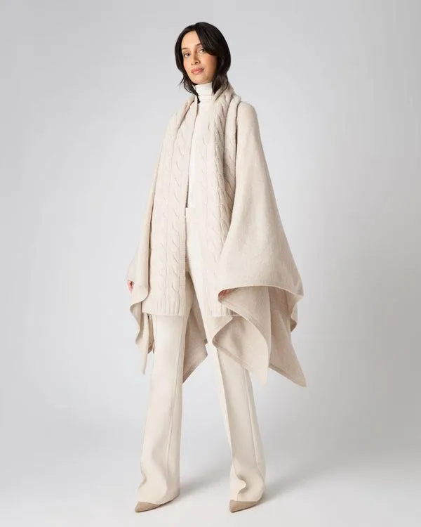 WomenMen Unisex Chunky Cable Cashmere ScarfIn Heather Beige Brown Heather Beige Brown NPeal Cashmere Scarves