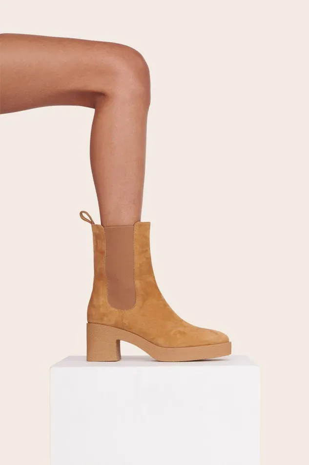 Women STAUD Boots CYBIL BOOT CASHEW SUEDE Women STAUD Boots CYBIL BOOT CASHEW SUEDE