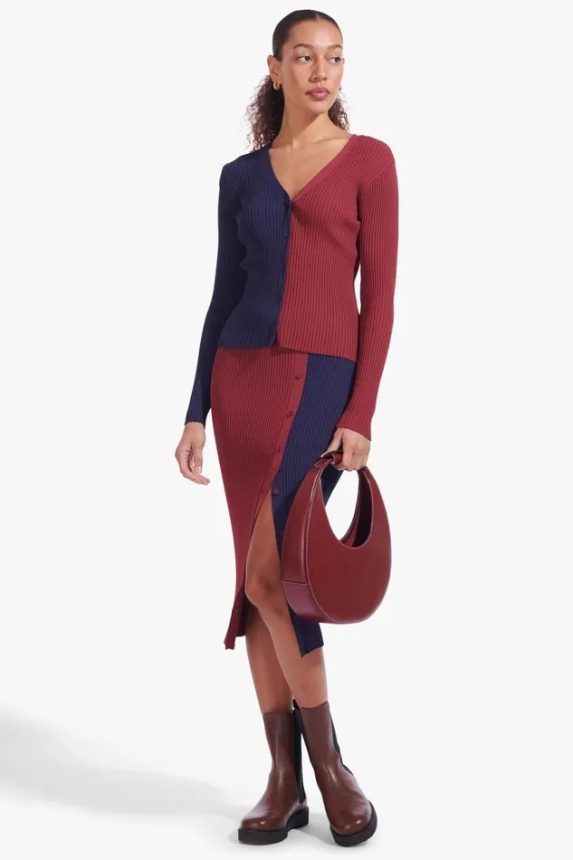 Women STAUD Shoulder MOON BAG RASPBERRY
