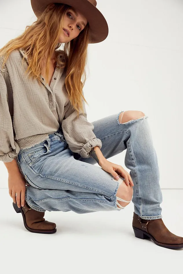 Women StraightLeg Jeans Free People AMO Harlow Jeans New Retro