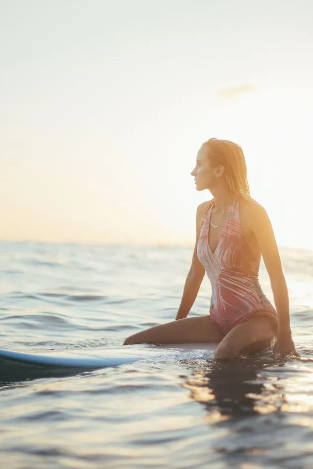 Women Surf Free People Wavehuggers 2 Hour Private Surf Lesson Surf Lesson